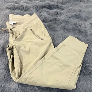 Athleta Cream Trekkie North Joggers